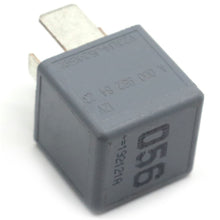 Load image into Gallery viewer, Genuine 4Pin 12V Multi Purpose Relay Assy for Mercedes-Benz for Audi for VW for Volvo OEM # 0986332002 0025422619 0009826423