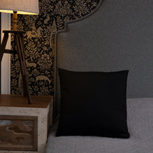 โหลดรูปภาพลงในเครื่องมือใช้ดูของ Gallery Basic Pillow
