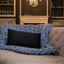 โหลดรูปภาพลงในเครื่องมือใช้ดูของ Gallery Basic Pillow
