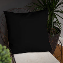 โหลดรูปภาพลงในเครื่องมือใช้ดูของ Gallery Basic Pillow
