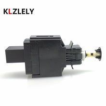 Load image into Gallery viewer, O For VOLVO S60 S80 V70 XC70 XC90 1997-2011 Brake Light Switch OEM 8622064
